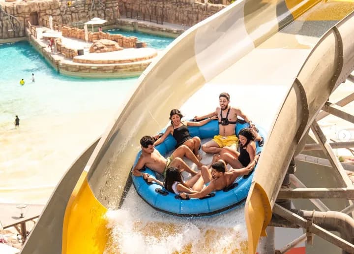 Meryal Waterpark Entry Ticket - Image 4